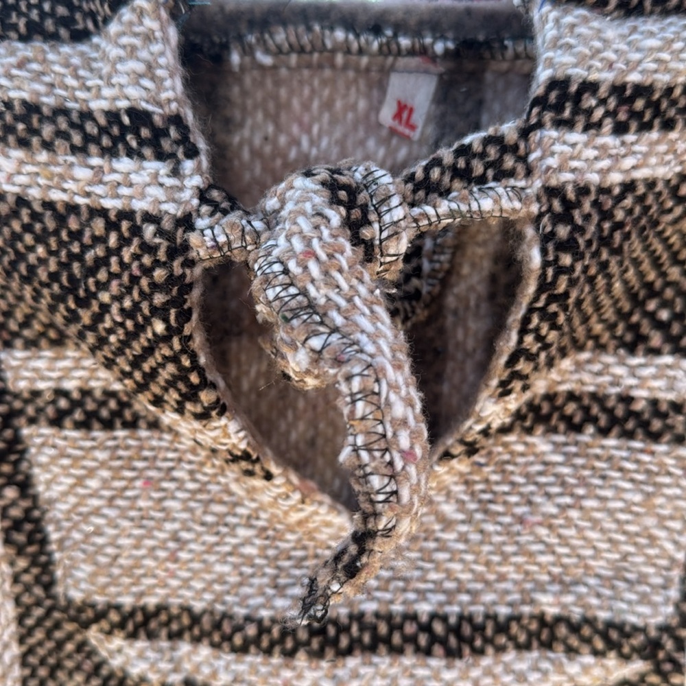 Mexican pullover - Picture 8 of 14